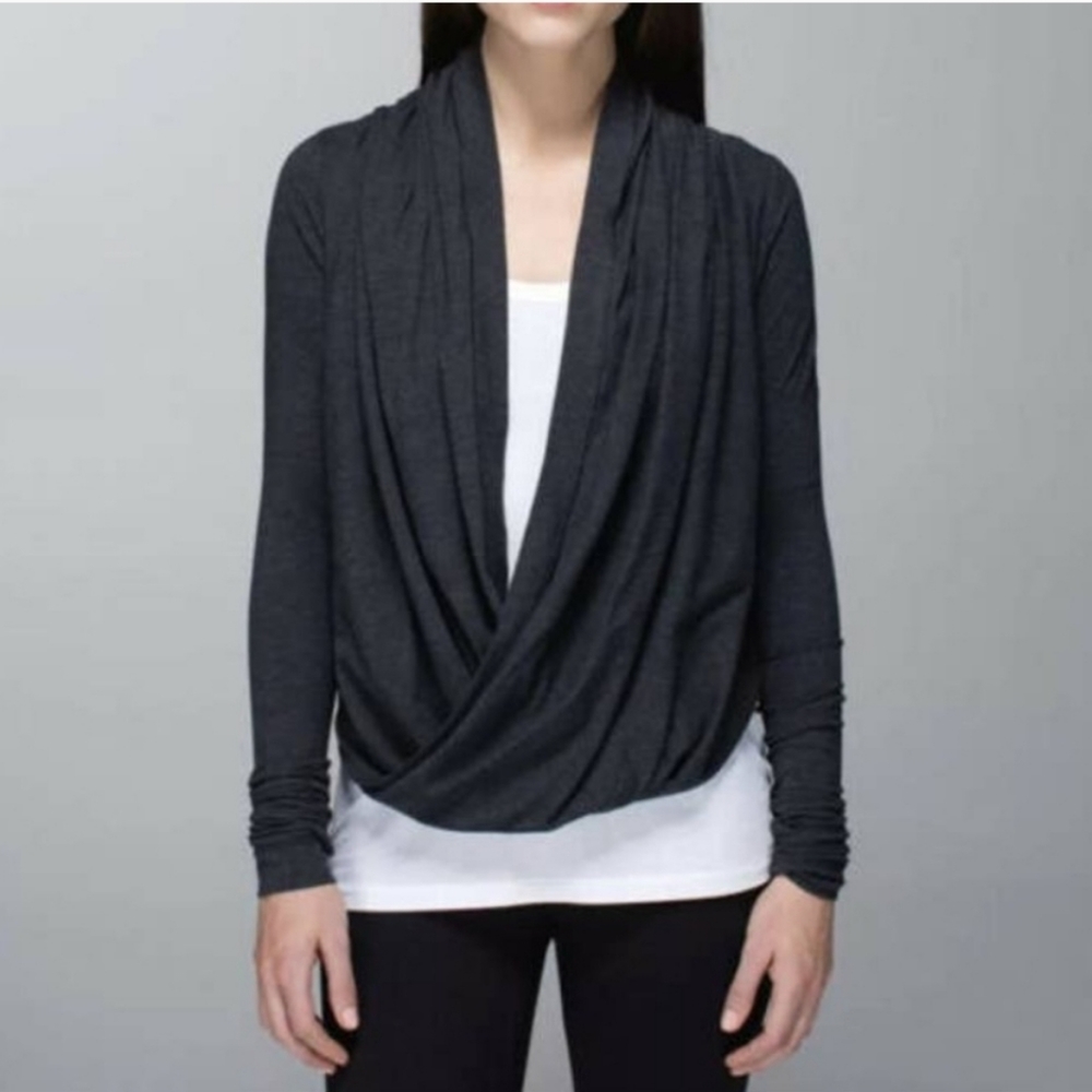 Lululemon Heather Grey Iconic Wrap Sz 8